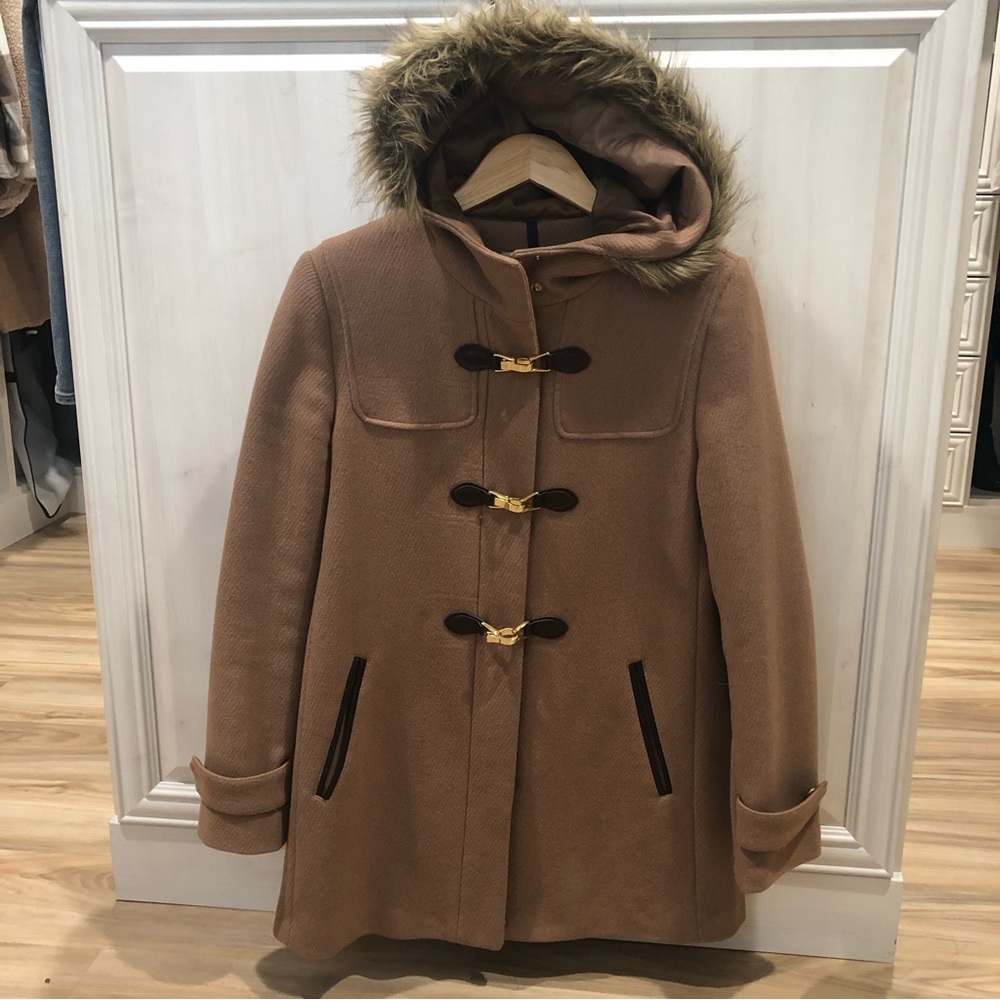 🧥 Cole Haan camel wool coat with faux fur trim hood 🧥 - Picture 2 of 4